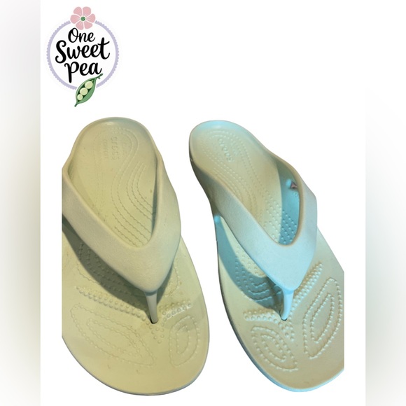 CROCS Women's Sandals Light Green - Picture 2 of 4